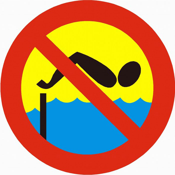 Znak zakazu "Kąpiel zabroniona - spiętrzenie wody"